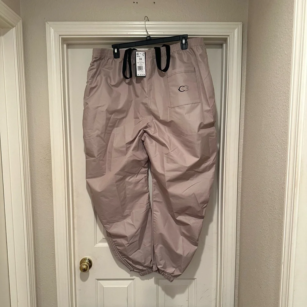 NWT Reebok Cardi B Woven Plus Size 3X Or 4X Casual Informal Tan Pant - Picture 4 of 10